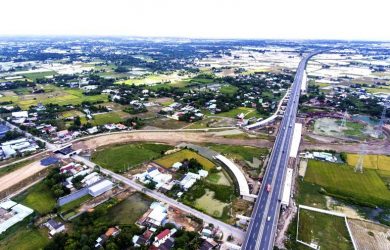 Bất động sản Long An “ngóng” hạ tầng kết nối với TP.HCM