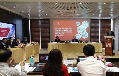 Tổng Giám đốc Steven Chu báo cáo kết quả 2019 và trình bày kế hoạch 2020.