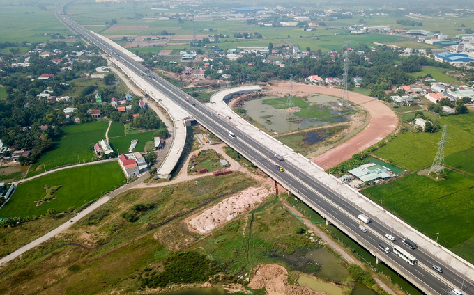 Chủ đầu tư : Công ty đầu tư phát triển đường cao tốc Việt Nam (VEC)