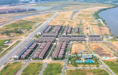 Hình thực tế tiến độ phân khu Rivera thuộc Waterpoint vào tháng 4/2021