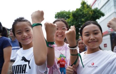 Học sinh hào hứng với giải đi bộ và ngày hội gia đình