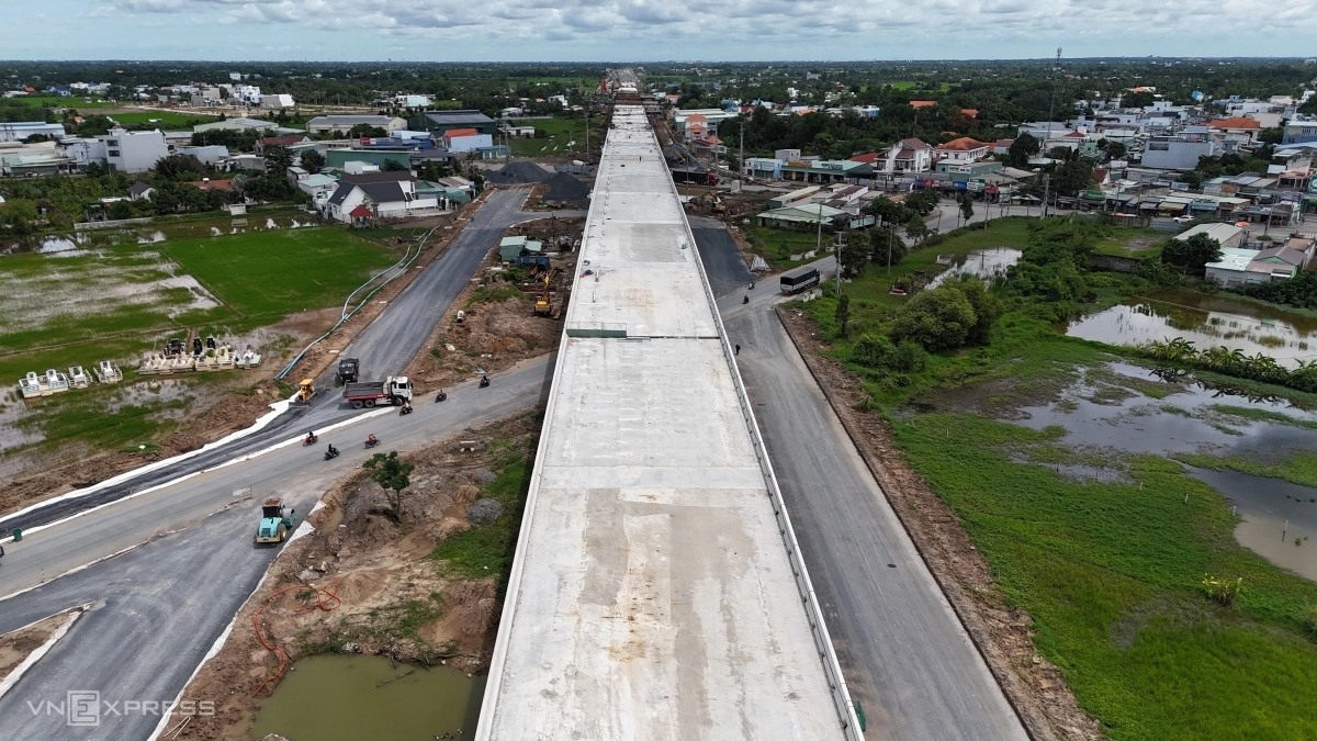 Vành đai 3 TP HCM qua Long An sau hai năm thi công