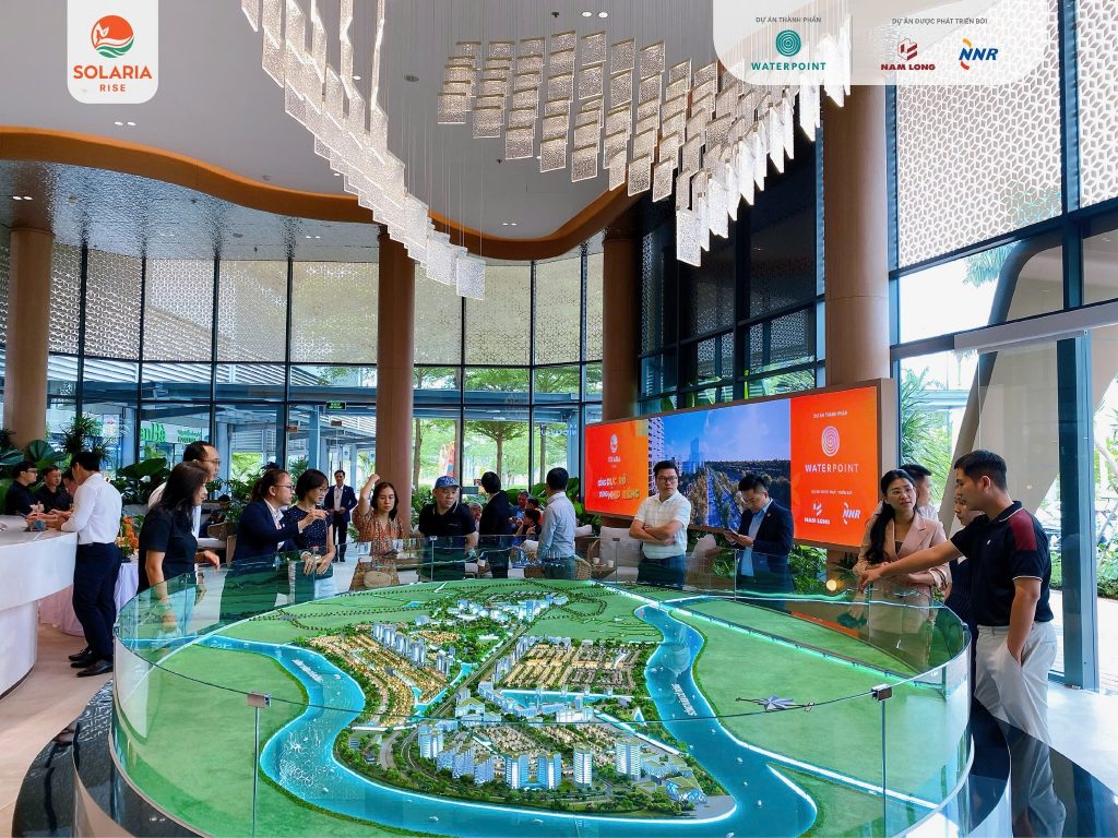 Sự hiện diện đông đảo của khách tham quan minh chứng sức hút mạnh mẽ của Solaria Rise.