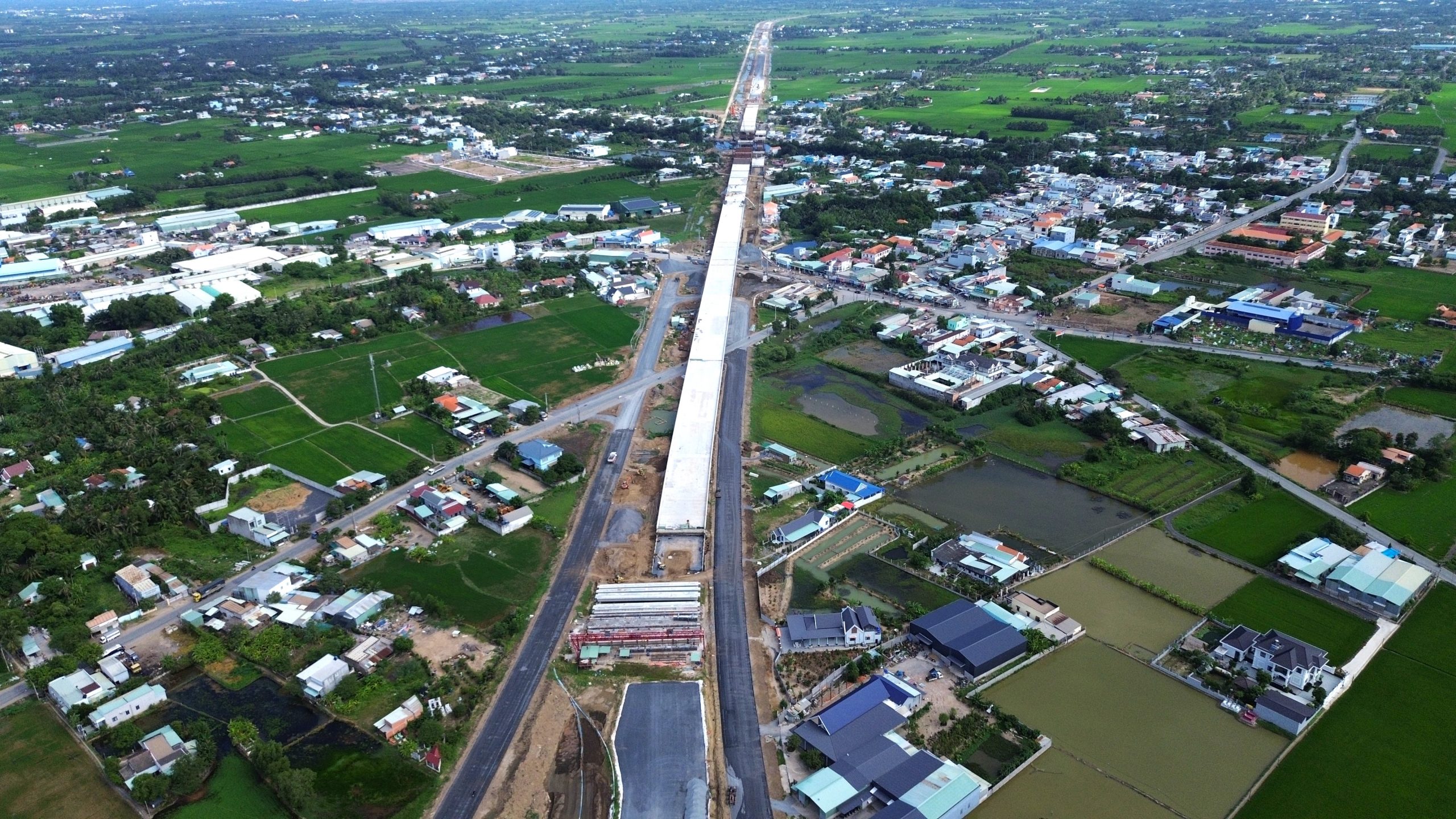 Ngắm 'siêu nút giao' giữa cao tốc TP.HCM - Trung Lương - Bến Lức - Long Thành và Vành đai 3 TP.HCM