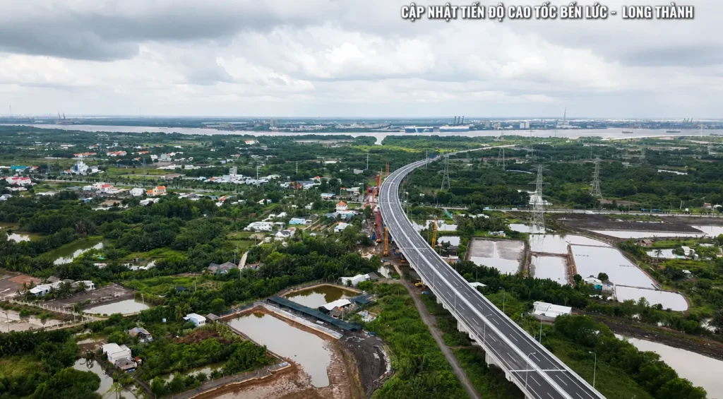 Bến Lức đi sân bay Long Thành bao lâu sau khi cao tốc hoàn thành?
